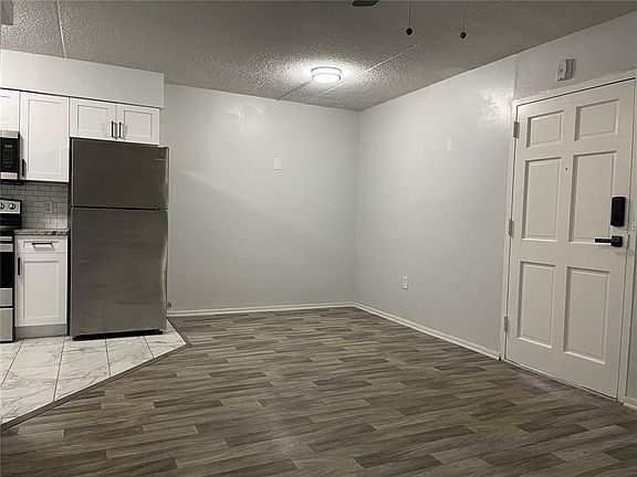 3rd image of 3712 W Cass St APT 12