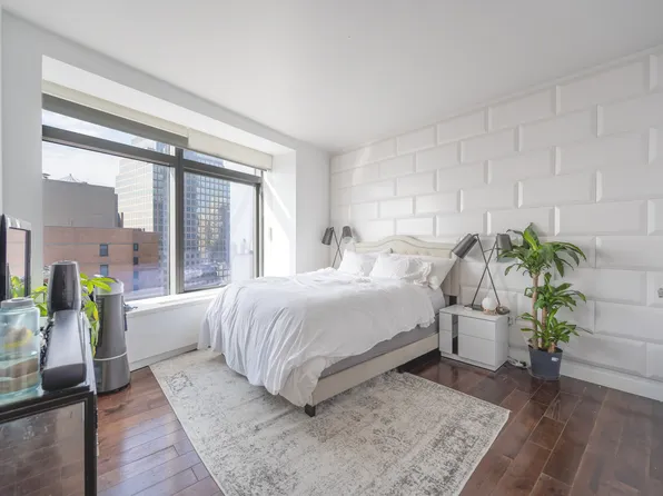 123 Washington Street image 6 of 8