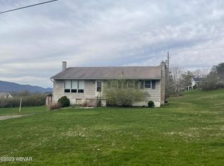 91 School St, Linden, PA 17744