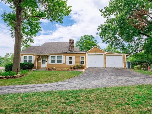 1008 W 100th Ter, Kansas City, MO 64114