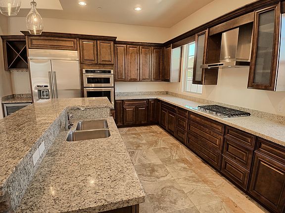 5th image of 281 E Placita Haciendas Del Lago