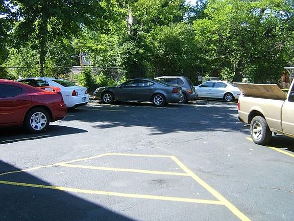 3rd image of 4117 Magnolia Ave APT 10
