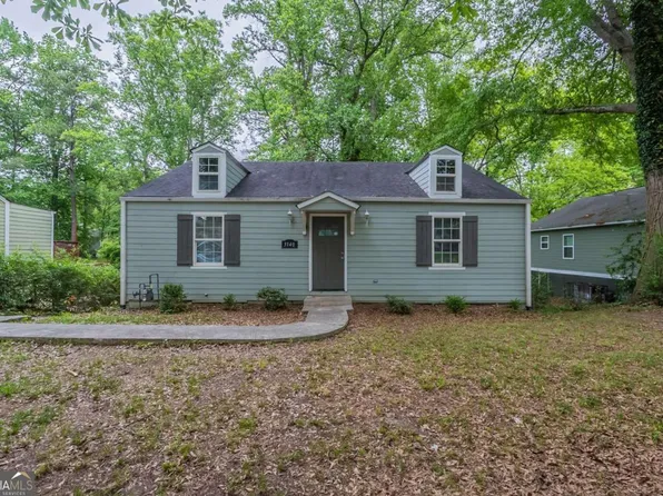 3140 Delowe Dr, East Pt, GA 30344