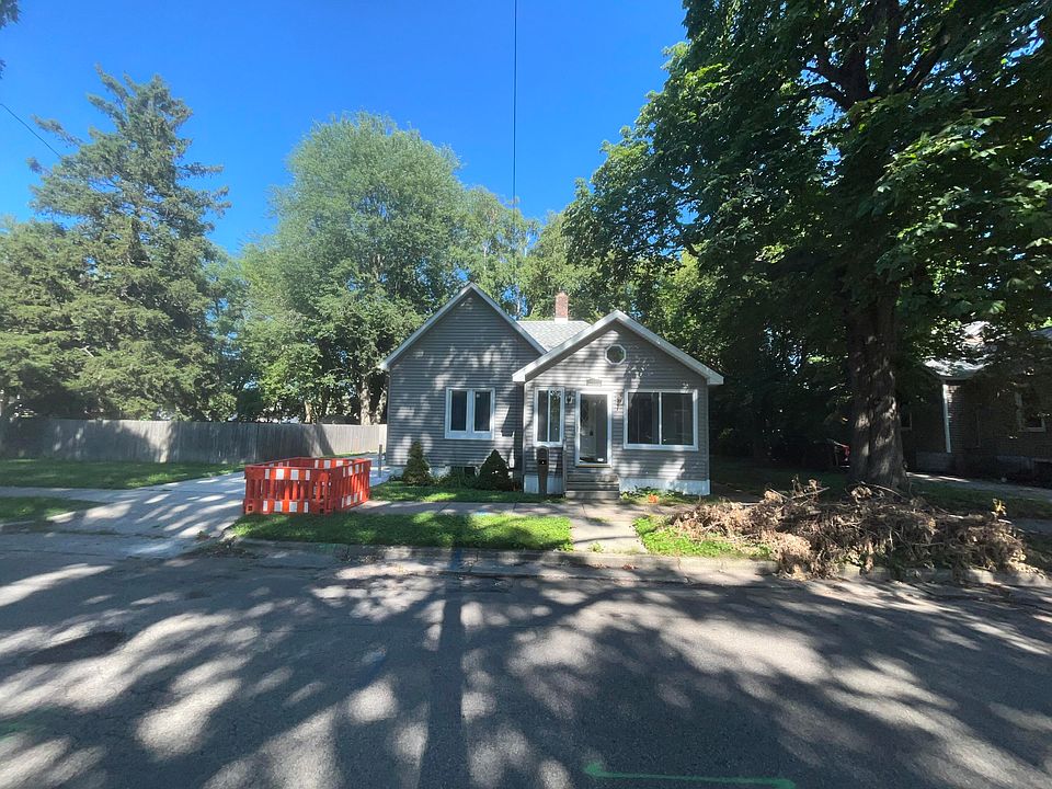 1st image of 1012 Litchfield St