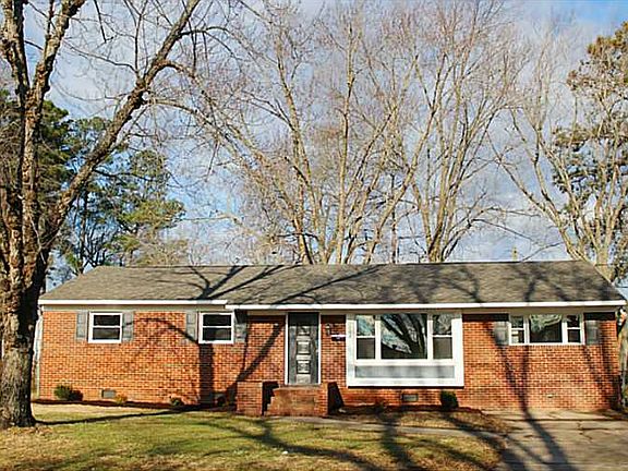 2nd image of 102 Laurel Ct