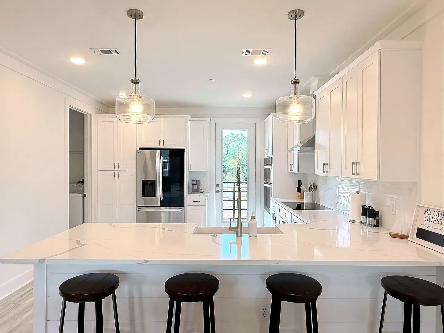 Stunning 4BR/3.5BA New-Construction Townhome in 30 North at Eden Park — Photo 3