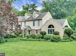 251 Arden Rd, Broomall, PA 19008