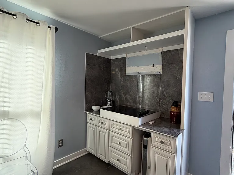 2505 Blue Meadow Dr — Photo 4