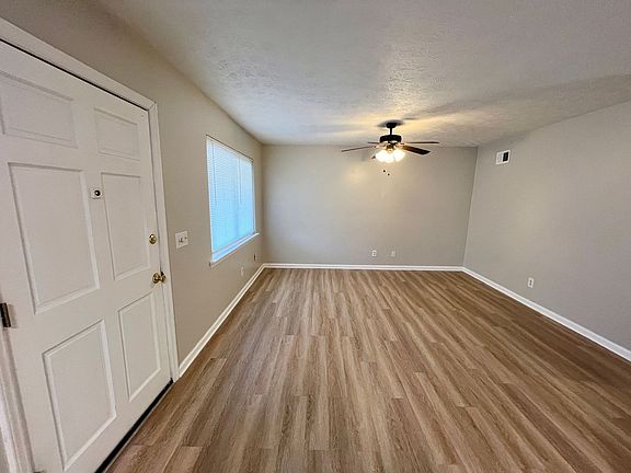 4th image of 1649B S Beltline Blvd