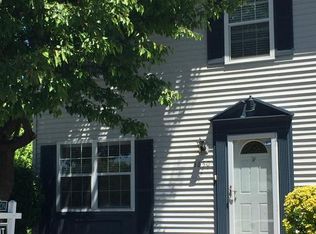 8650 Cartwright Ct, Manassas Park, VA 20111