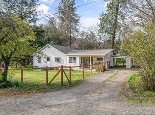 642 Upper River Rd, Gold Hill, OR 97525