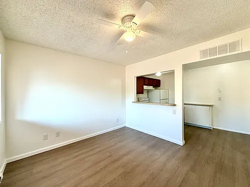 Floor plan 851-213