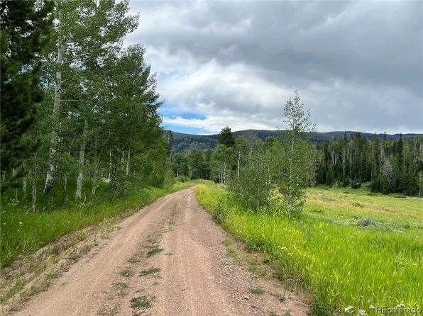 10 Hoch Eye Way, Oak Creek, CO 80467