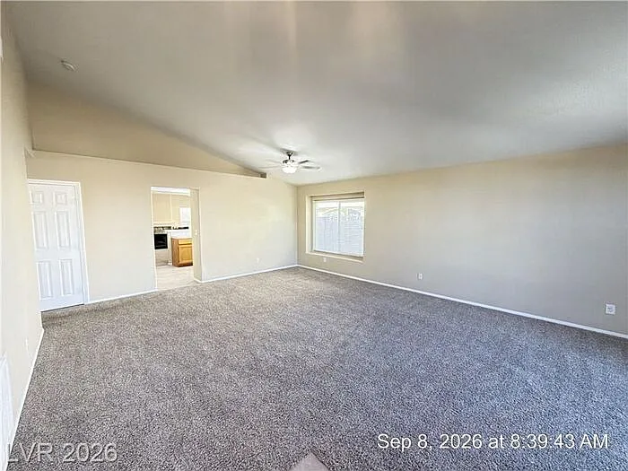 3 bed, 2.0 bath, 1645 sqft, $2,187 — Photo 3