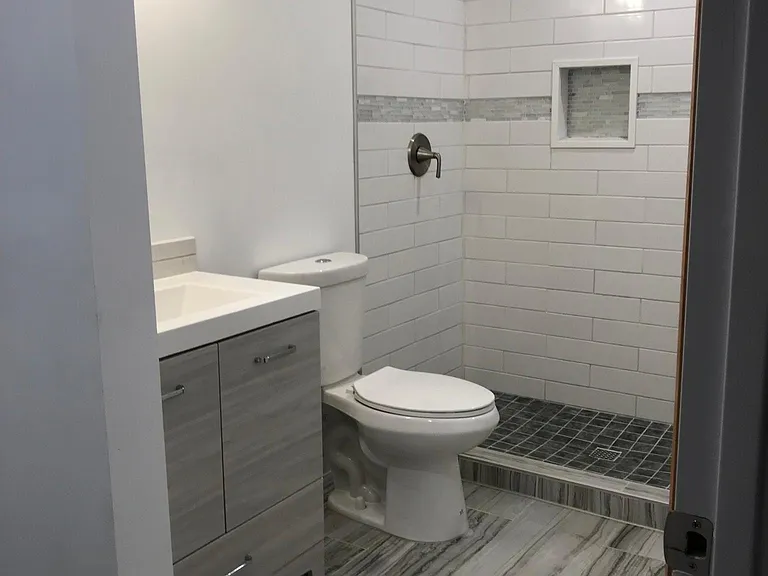 7148 SE 66th Ave — Photo 11
