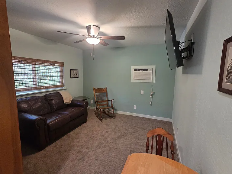 23369 Shadybrook Dr — Photo 6