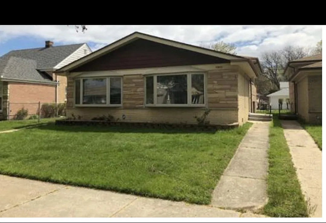 3 bed, $3,150 — Photo 1