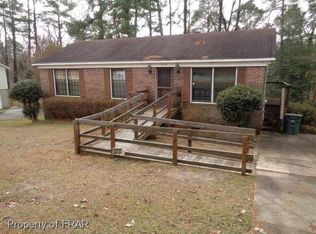 510 Woodclift Dr, Fayetteville, NC 28311