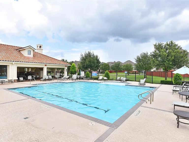 13117 Stoneleigh Terrace Dr — Photo 42