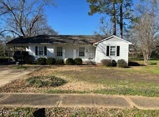117 Center St, Crystal Springs, MS 39059
