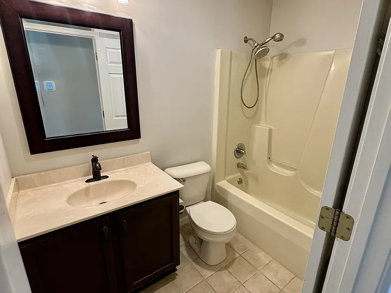 2406 Kingsfield St — Photo 13