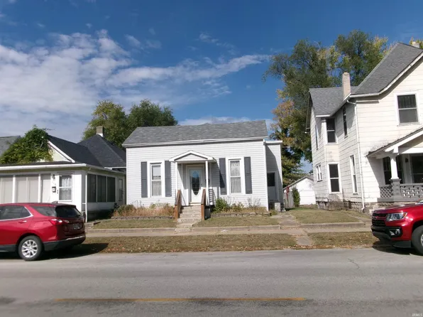 114 W 7th St, Peru, IN 46970