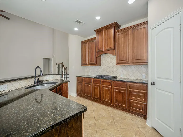 10007 Eldarica Way — Photo 12