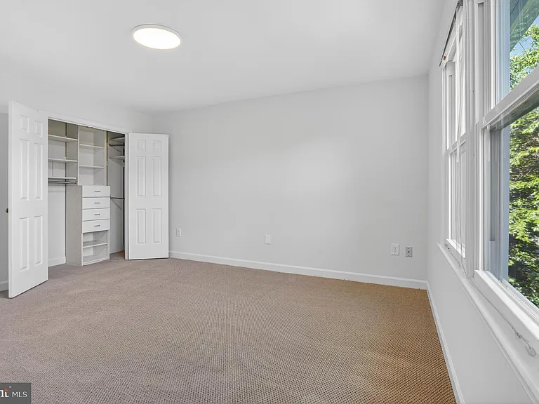7705 Zulima Ct — Photo 24