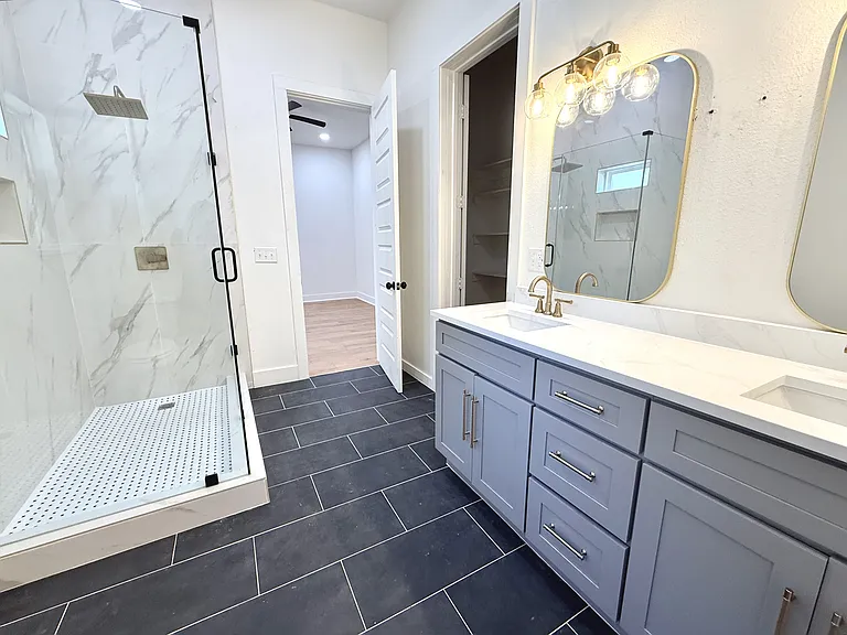 921 S Franklin Dr — Photo 21