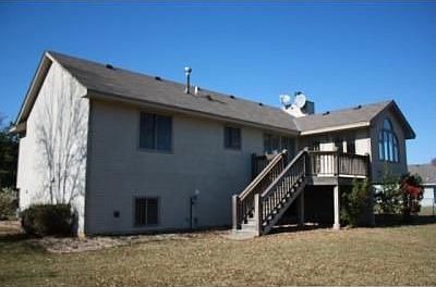 3rd image of 8918 Loch Lomond Blvd N