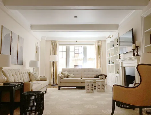 Sold by HomeDax Real Estate | media 10