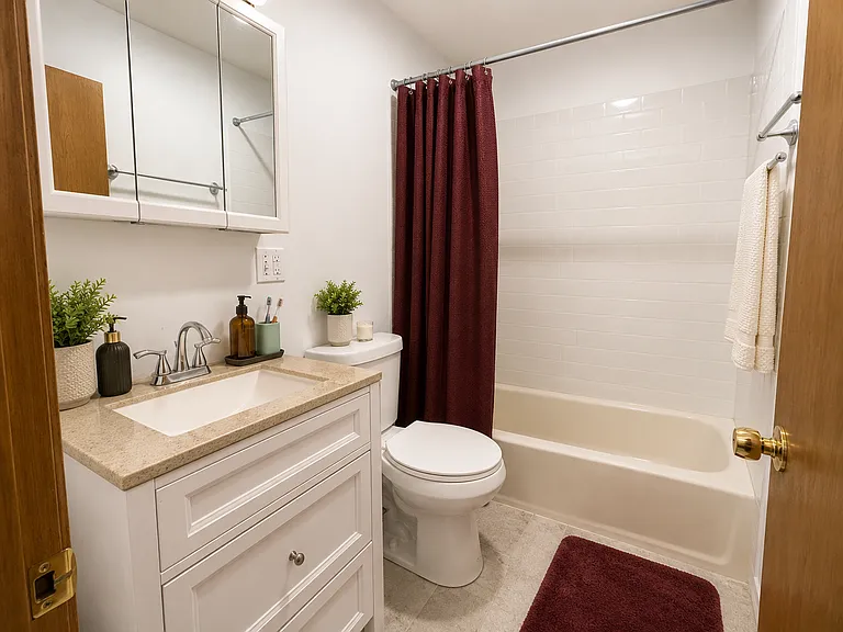 121 Centre St #2 — Photo 5
