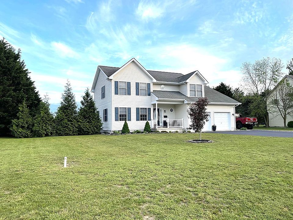 1st image of 28 John Andrews Dr