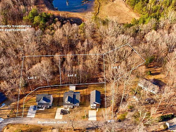 5th image of 214 Brookview Cir