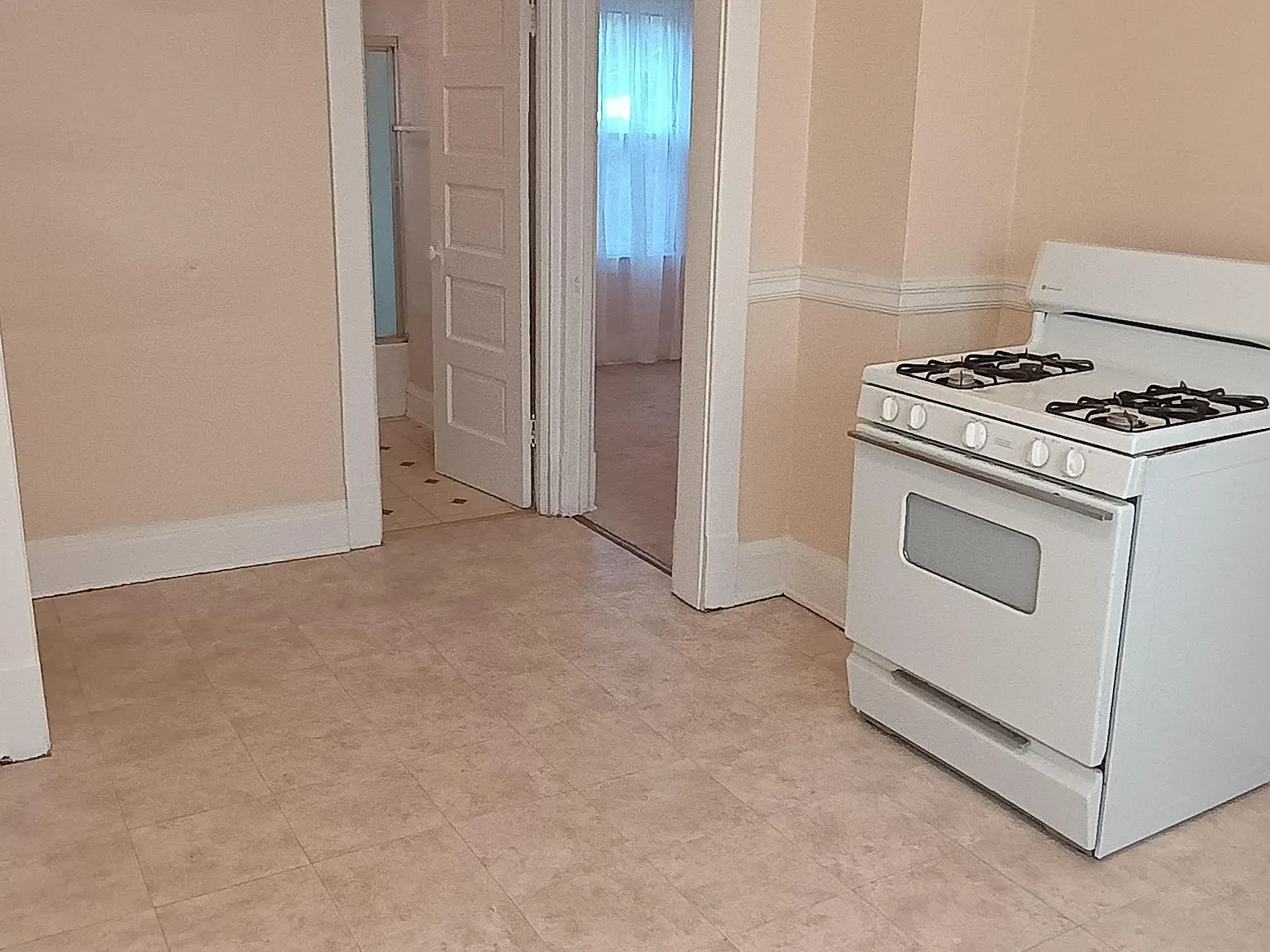 1 bed, 504 sqft, $795 — Photo 4