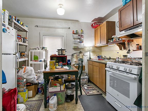 5th image of 112 S 8th St