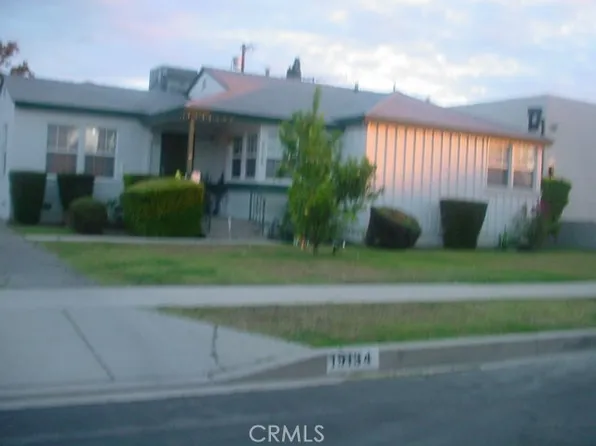 19134 Delano St, Reseda, CA 91335