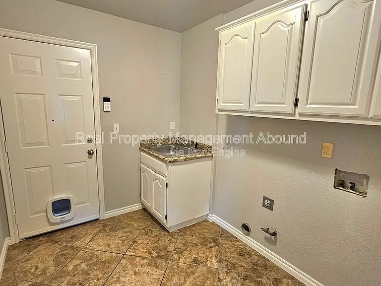 13422 E 90th St N — Photo 15