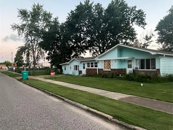716 S Bond St, Cuba, MO 65453
