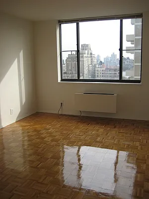 Rented by Realty Operations Group | media 16