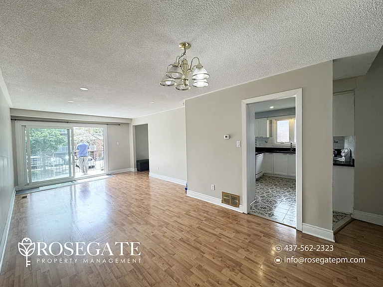 11 Roseville Dr #1 — Photo 9