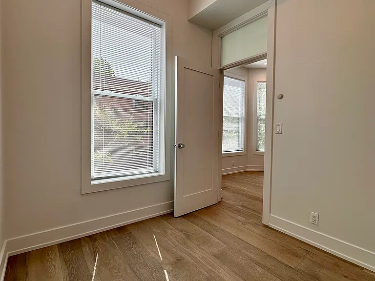 2950 N Sheffield Ave #3F — Photo 8