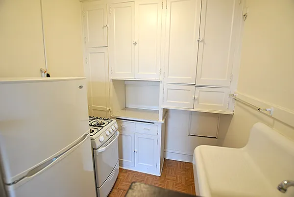 1026 E. Pleasant St. — Photo 4