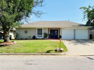 8216 NW 85th St, Oklahoma City, OK 73132