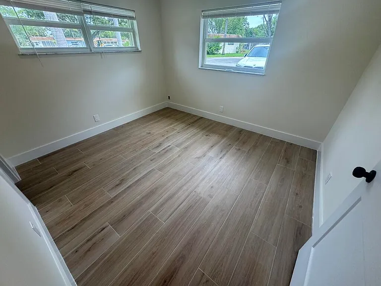 435 SW Natura Ave #A — Photo 16