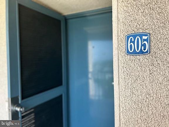 4th image of 307 S Boardwalk APT 605