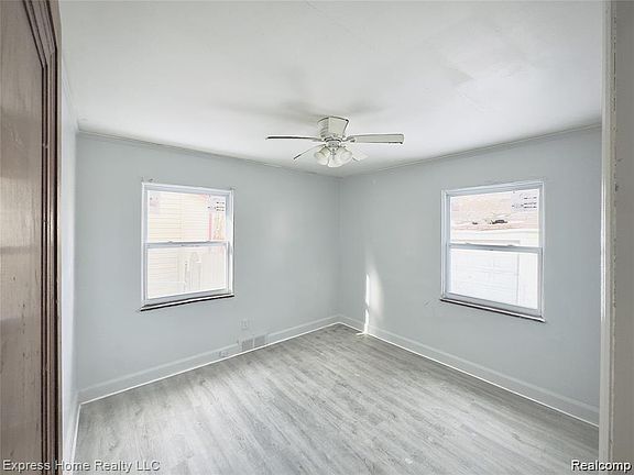 3rd image of 8125 Bliss St