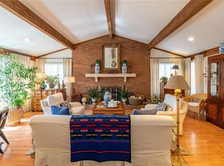 9 W Yocum Rd, Rogers, AR 72756