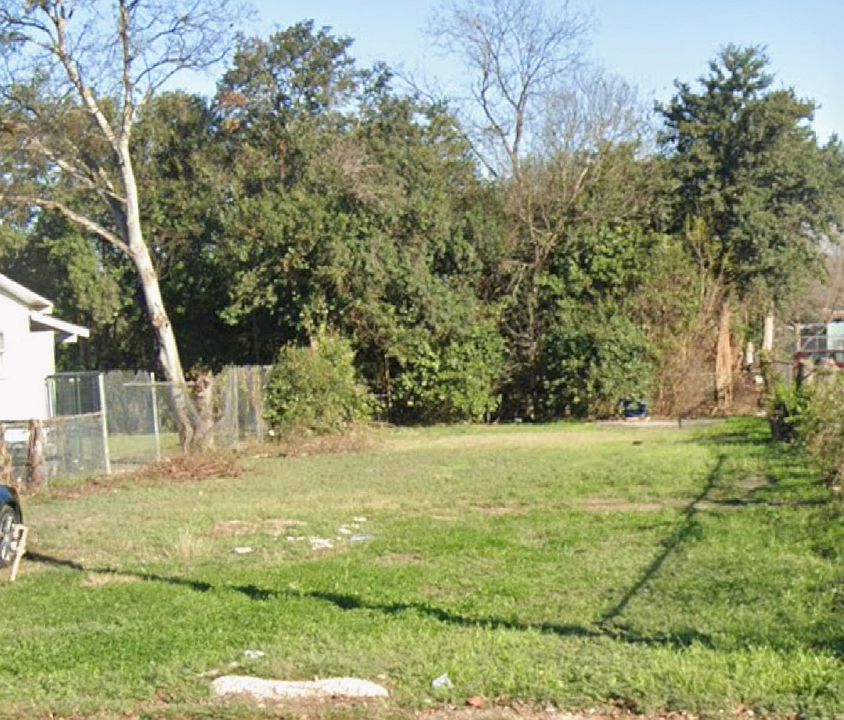 1st image of 320 Pleasanton LOT 10A