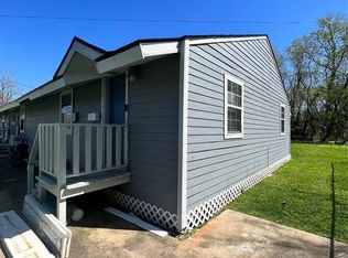 2322 Central St APT 5, Dickinson, TX 77539